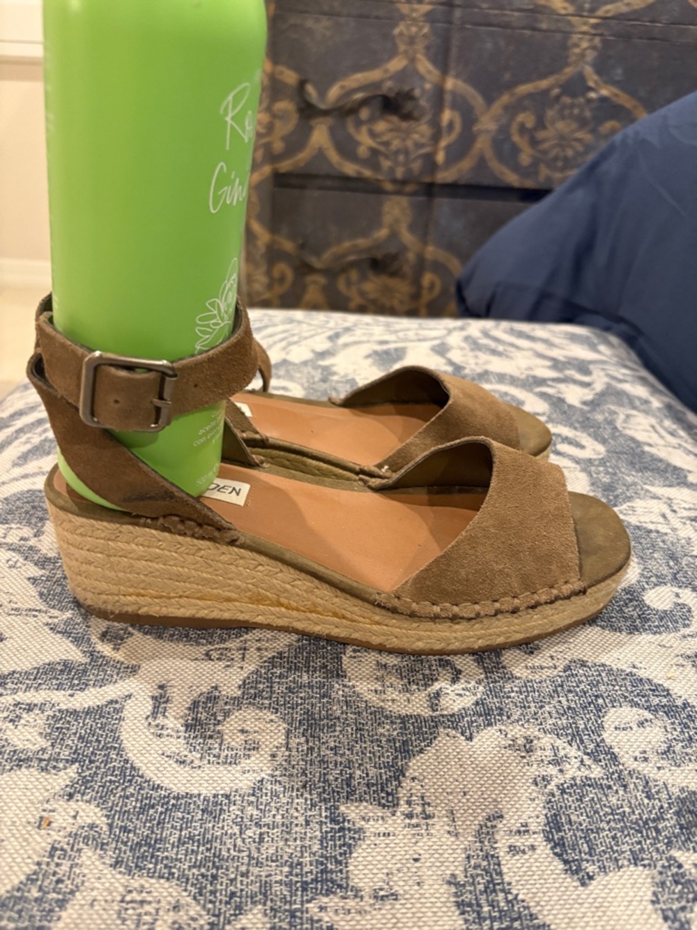 Steve Madden Brown Suede Espadrille Wedge Sandals